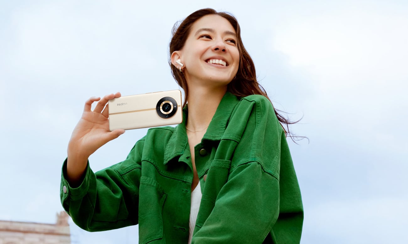 Słuchawki bezprzewodowe realme Buds Air 5 Pro Sunrise beige - Grafika lifestyle