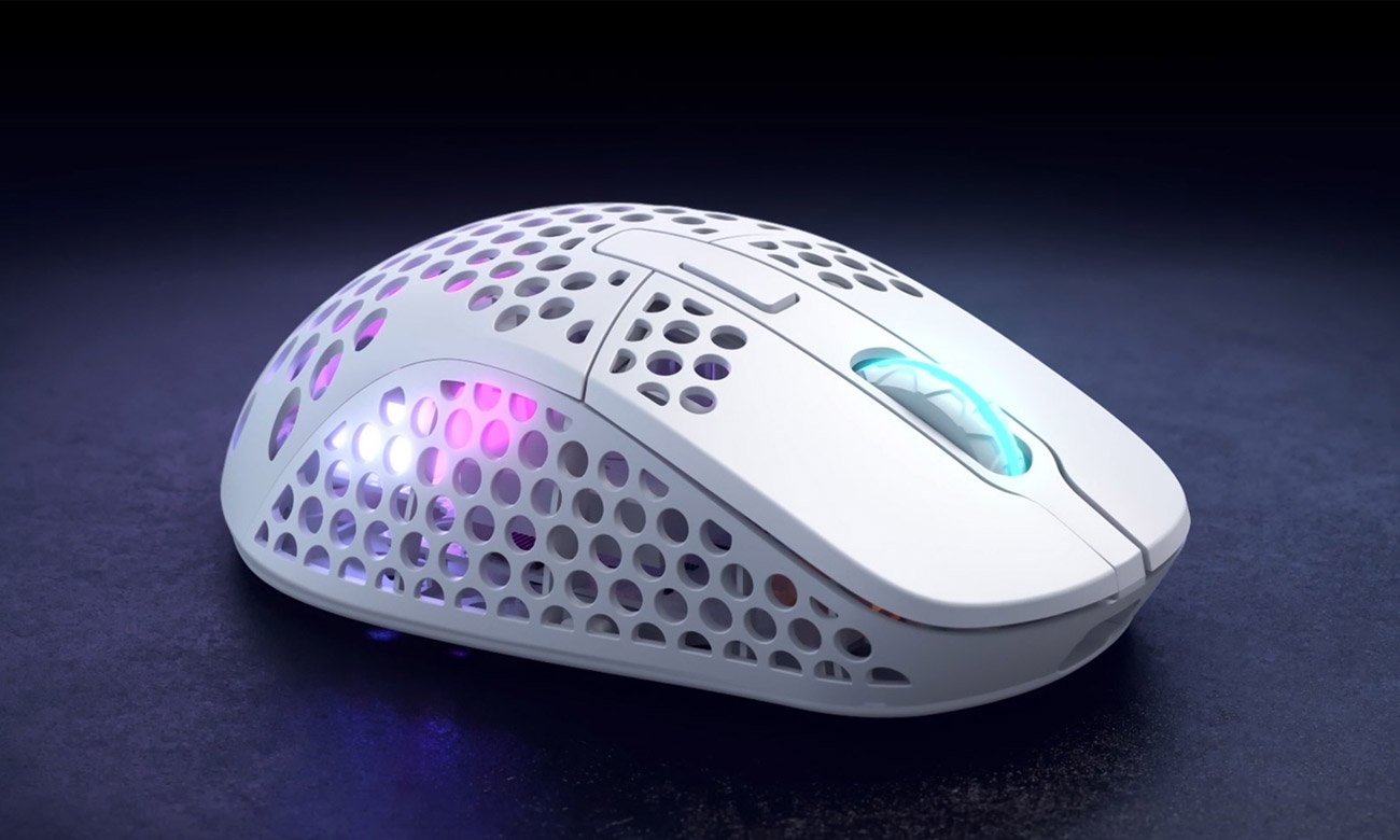 Xtfry M4 Wireless widok z boku pod kątem