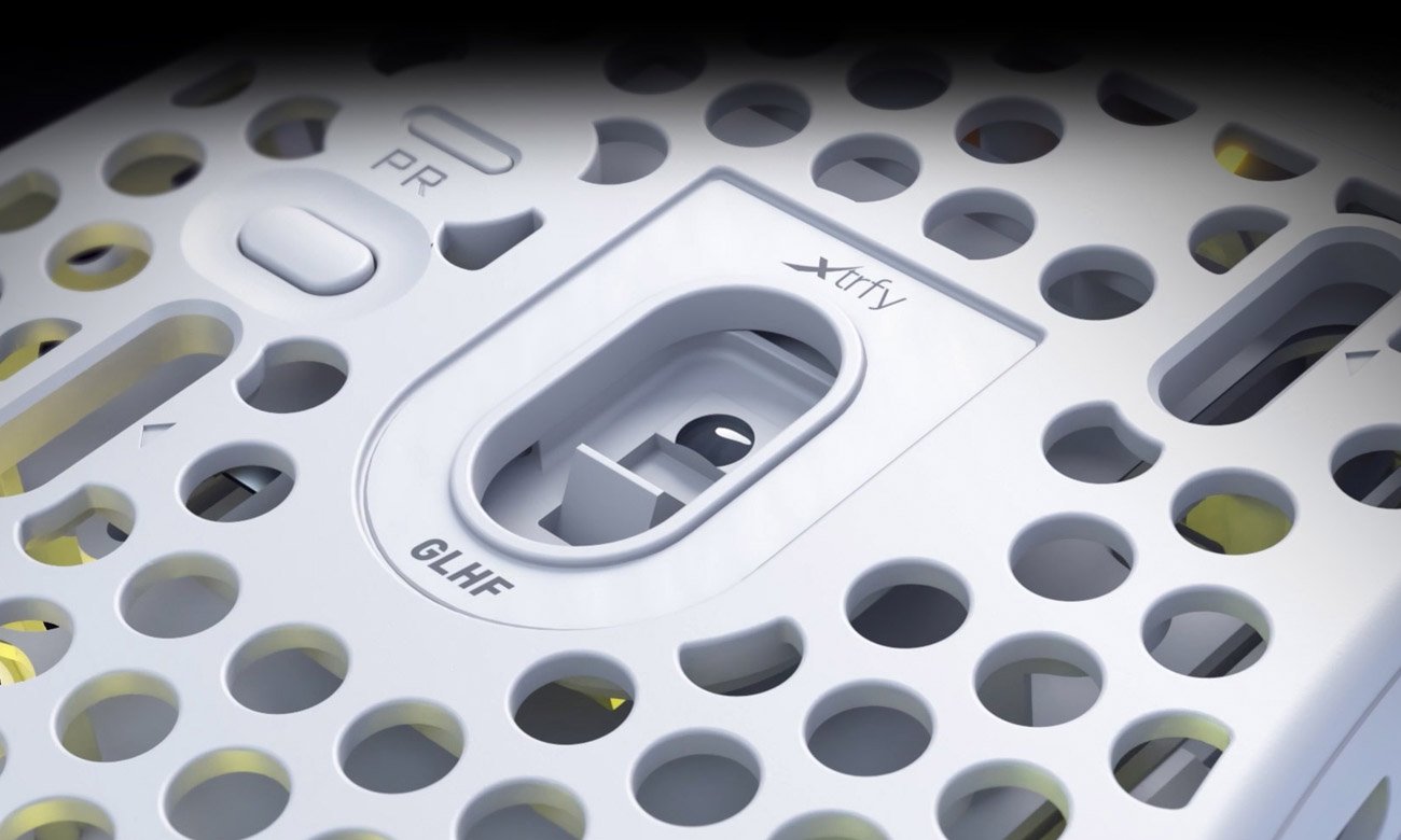 Xtfry M4 Wireless widok od spodu, sensor